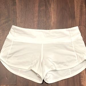 Lululemon Athletica white speed ups, low rise 2.5, size 2
